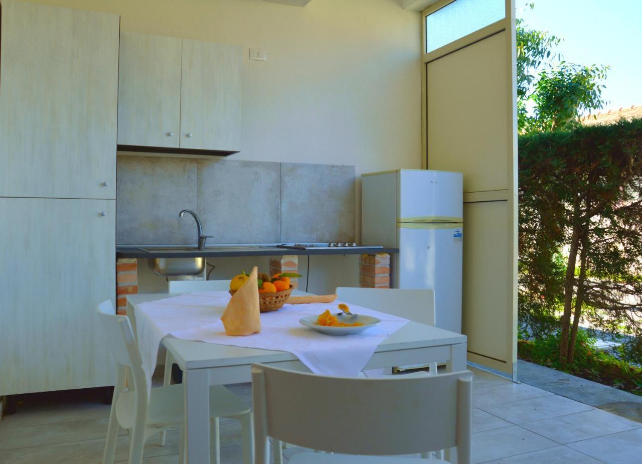פורנרי Tindari Village Camping מראה חיצוני תמונה